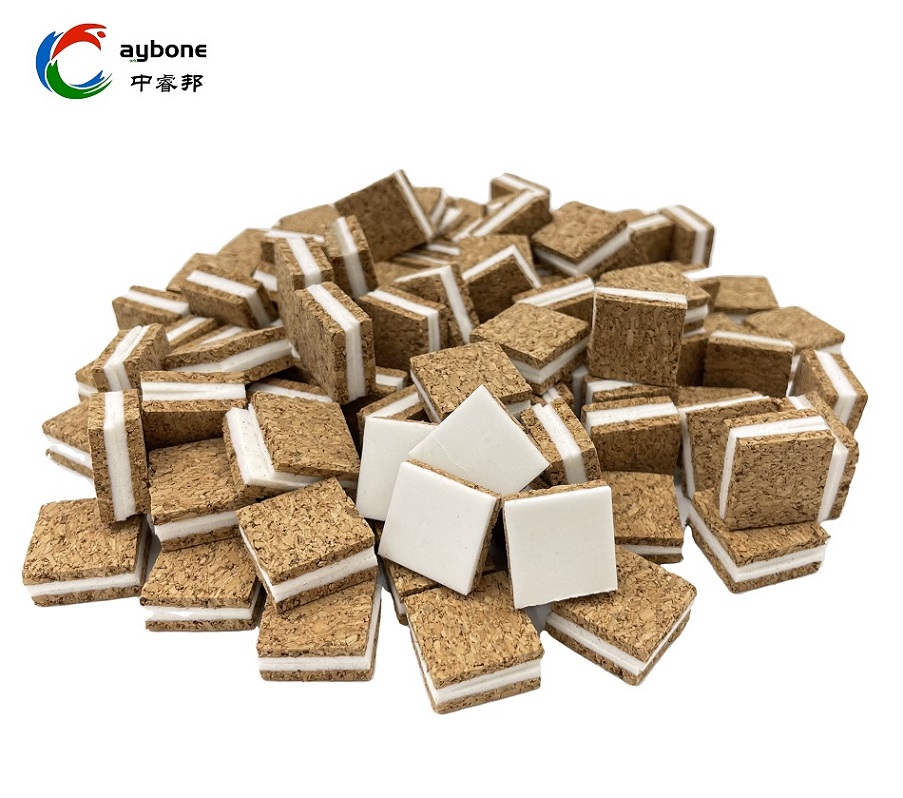 As almofadas de cortiça espessas têm múltiplas funções